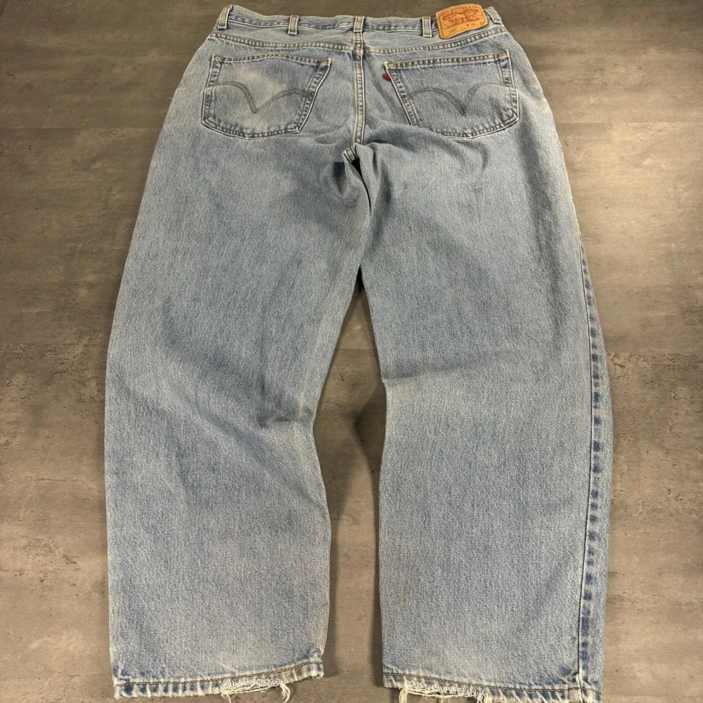 Vintage Levis 560 Jeans Men 38x30 Light‎ Wash Comfort Fit Baggy Distressed